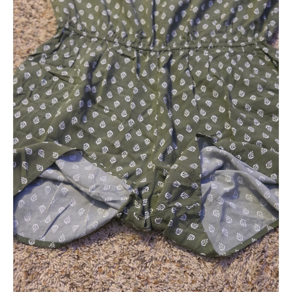 Old Navy Floral Print Romper Womens Size Large Green White Back Keyhole Pockets - Picture 9 of 10